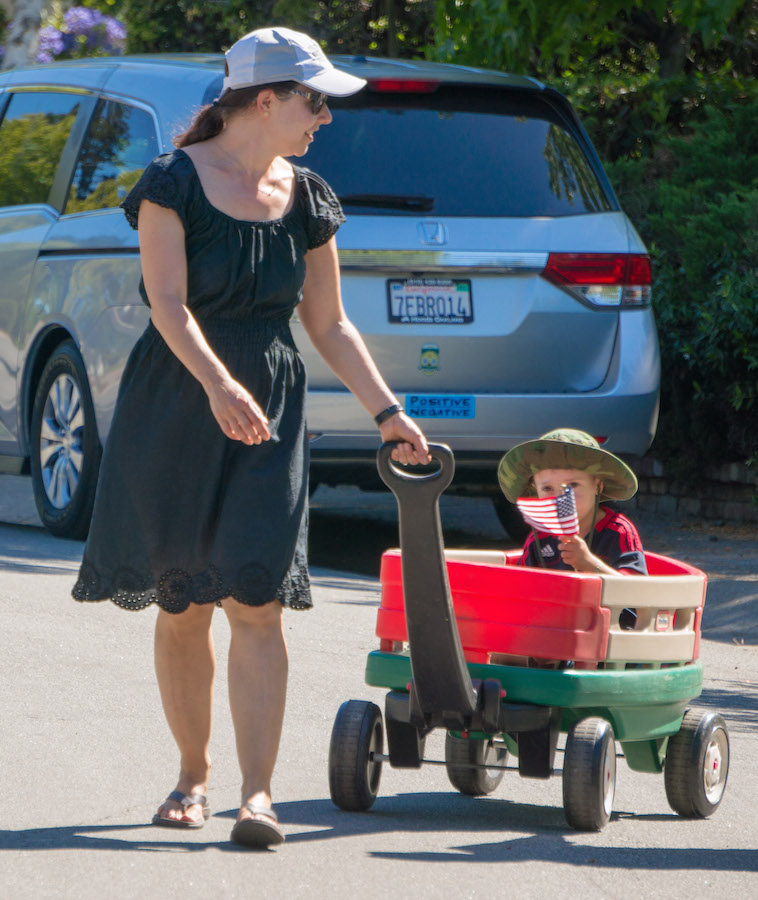 Laureles 4th of July Parade