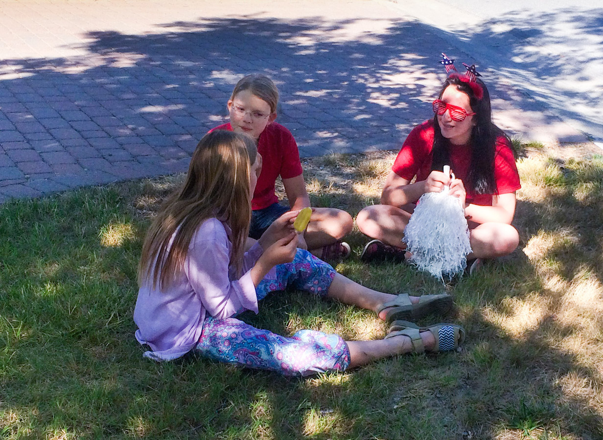 Laureles 4th of July Parade